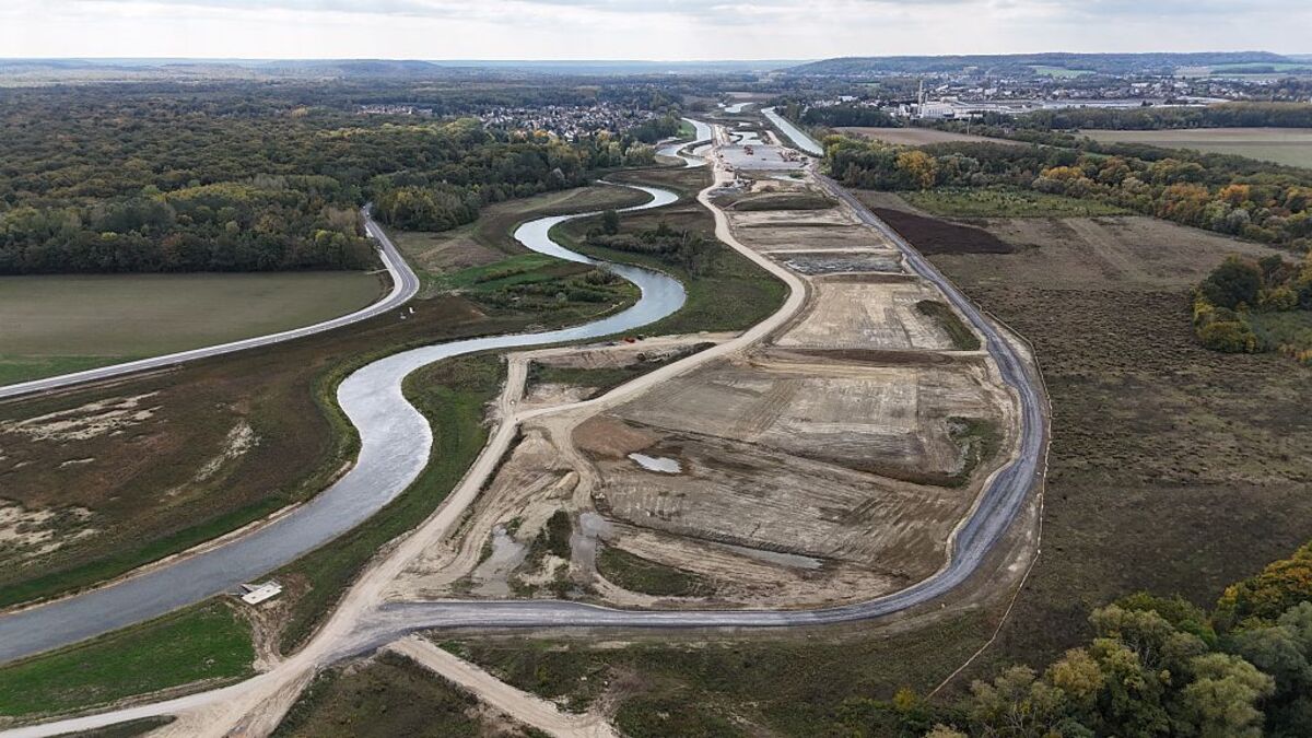 assets.bwbx.io image