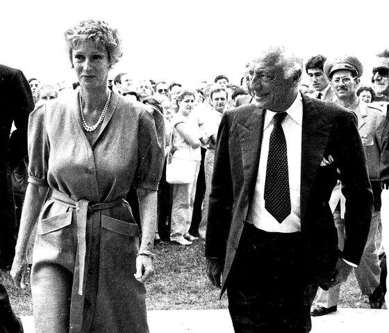 Marella Agnelli, Widow of Fiat's Giovanni Agnelli, Dies at 91