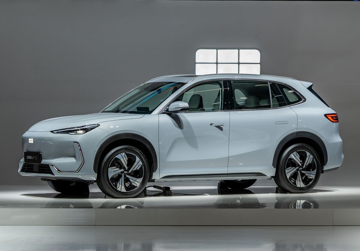 China’s Geely Brand Enters Italy With All-Electric, Hybrid SUVs