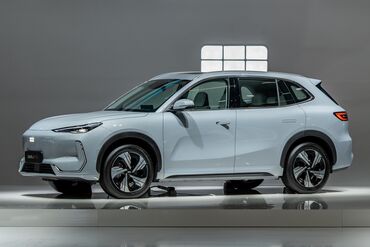 The Geely EX5 SUV.