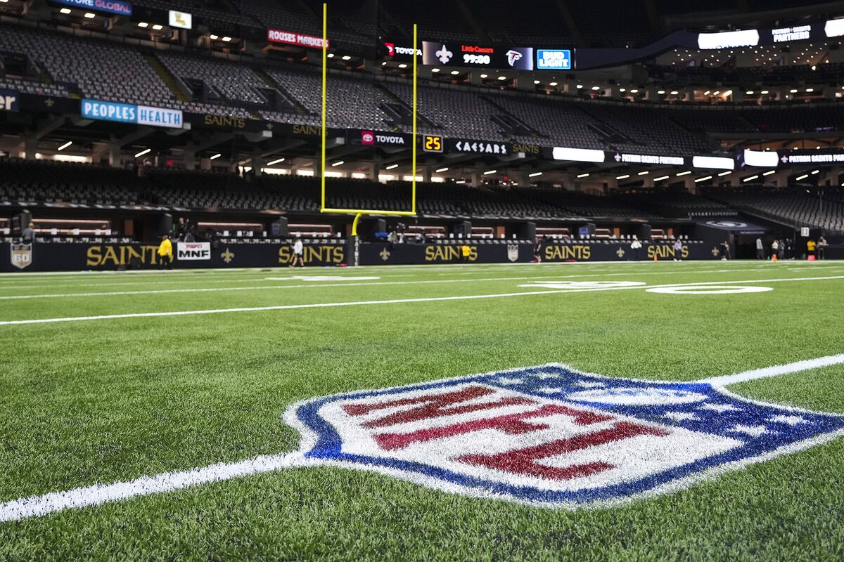 bloomberg.com - María Paula Mijares Torres - Prediction Markets' NFL Boom Tests Sports Betting Rules