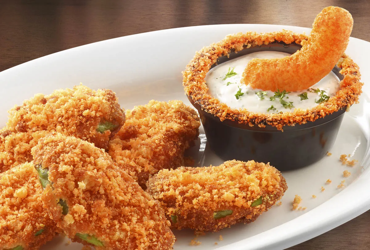 1502986623_social-hp-cheetos-restaurant-food-fried-pickles