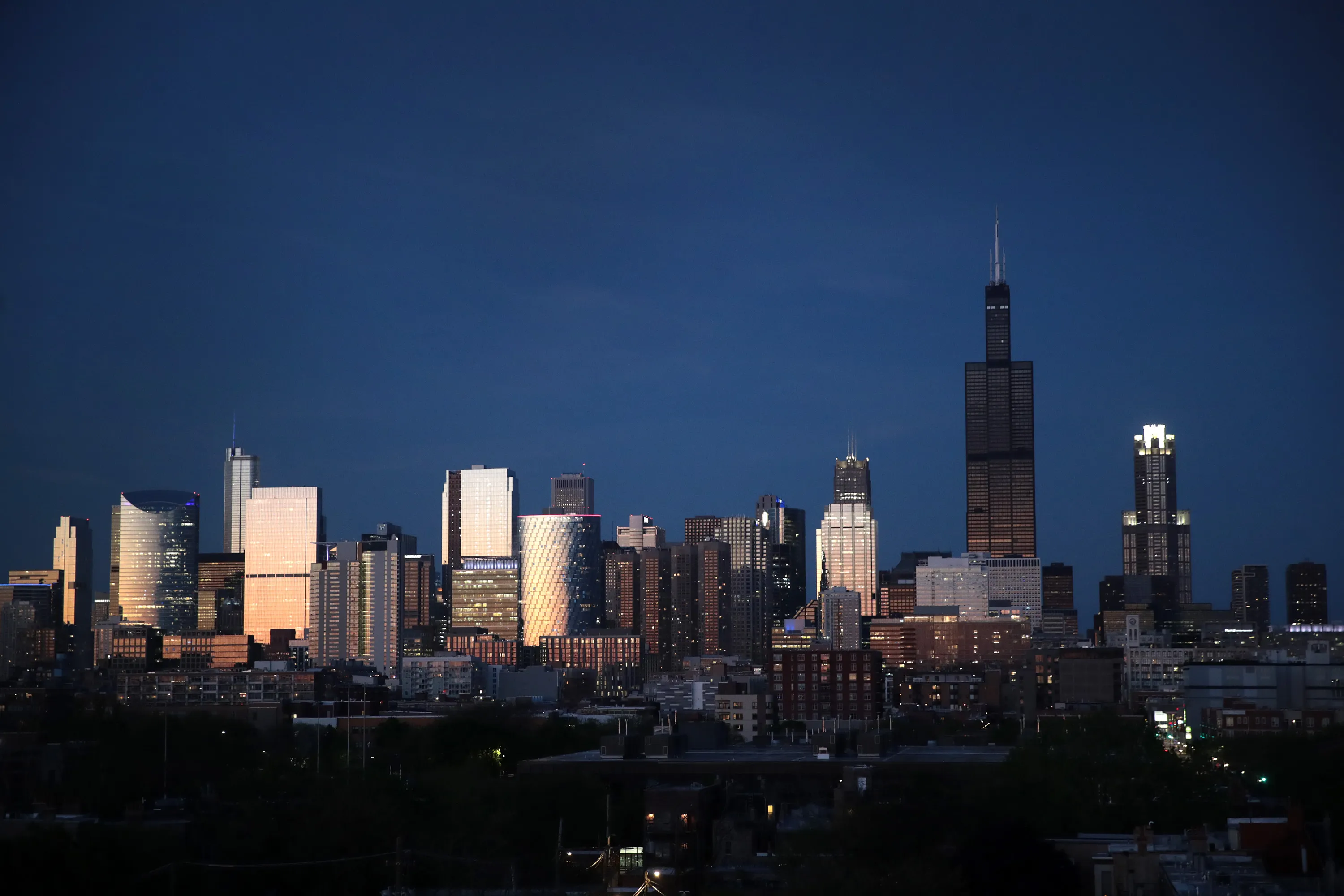 Illinois plans to borrow&nbsp;$1.2 billion for one&nbsp;year at a&nbsp;3.82% interest rate.