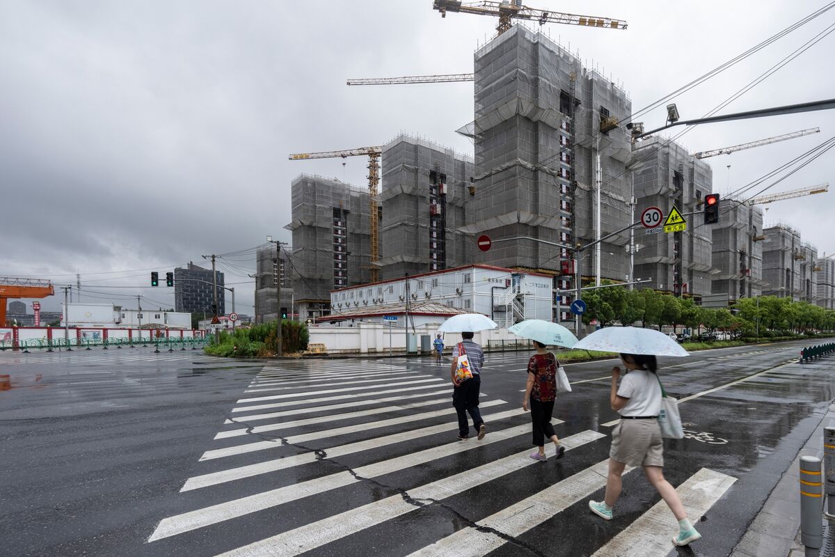 ⚫️ BLOOMBERG: Shanghai allenta le regole per l'acquisto di case in risposta alla crisi immobiliare cinese
