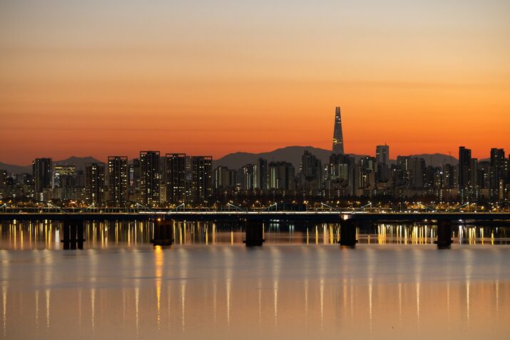Korea Won, Stocks Rise as Impeachment Vote Lifts Sentiment