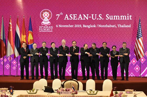 Asean Leaders Snub U.S. Summit After Trump Skips Bangkok Meeting