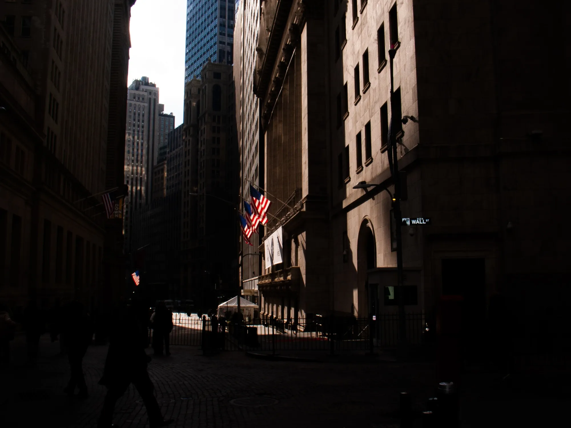 Wall Street Banks, Financial Firms See Crypto Opportunities Post-FTX -  Bloomberg