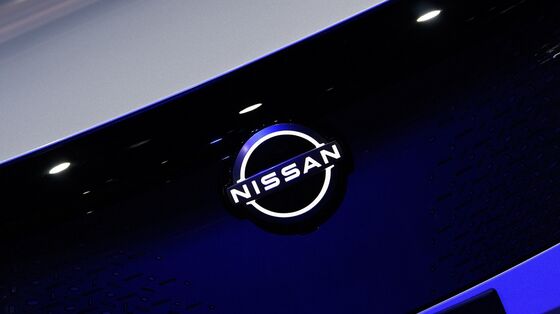 Nissan Drops After Forecasting $4.5 Billion Operating Loss