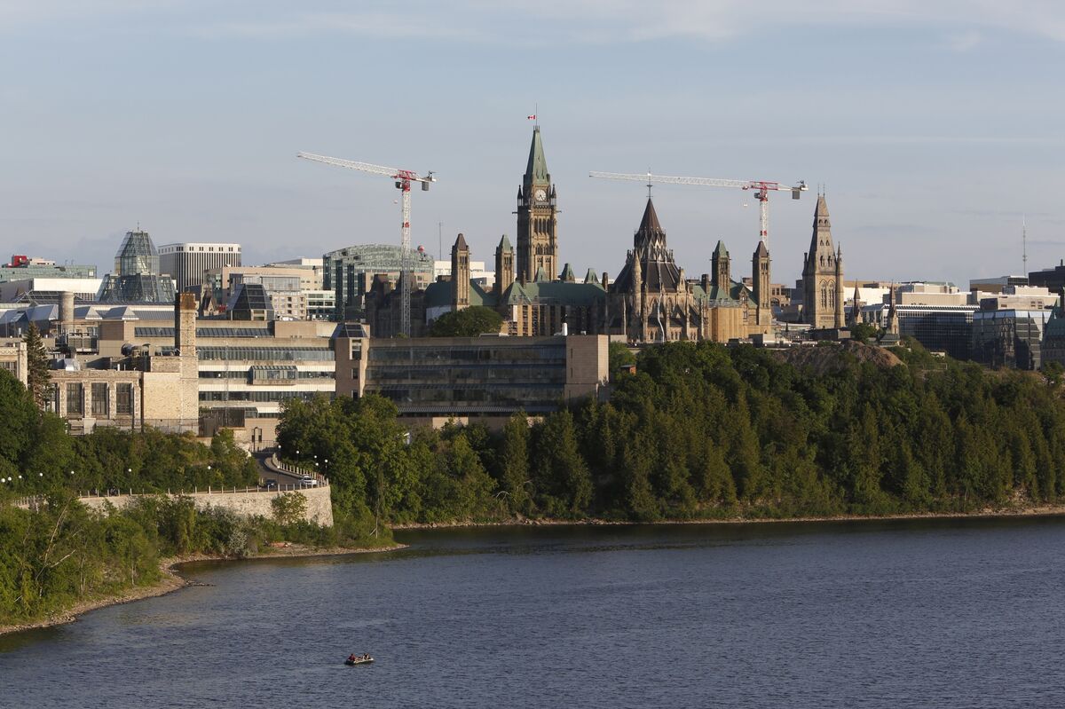 Manufacturing CEOs Want Canada to Mirror Tax Cuts in Trump’s Big Beautiful Bill