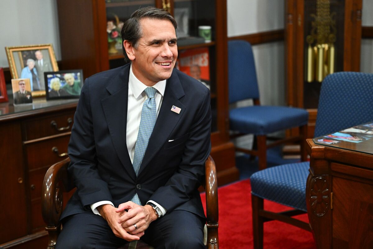 Key Republican Expresses Optimism on Trump Attorney General Pick