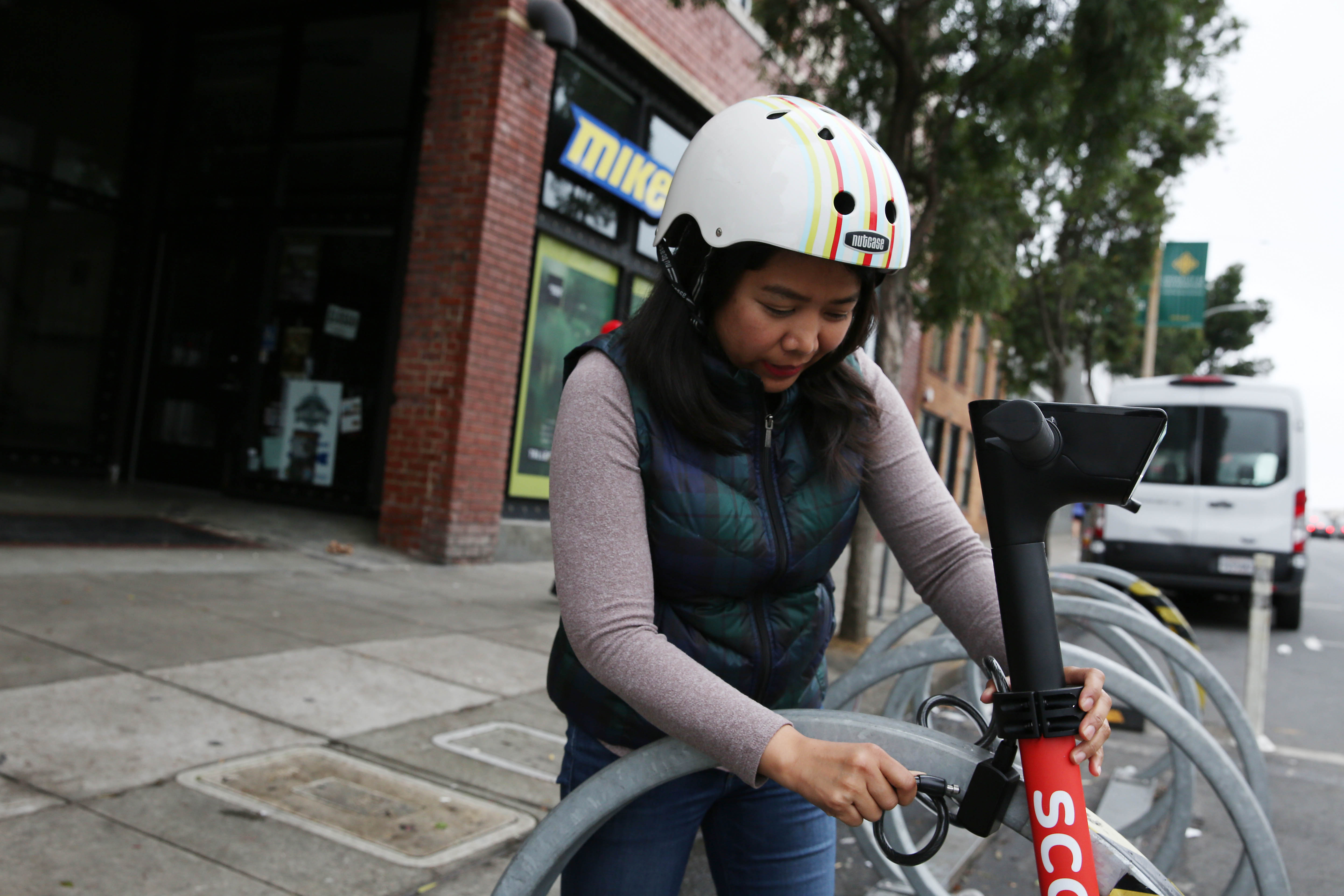 Scooter Locks Are Coming to DC: Here's What You Should Know – NBC4