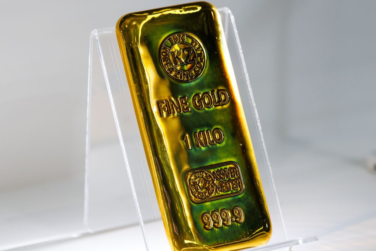 assets.bwbx.io image