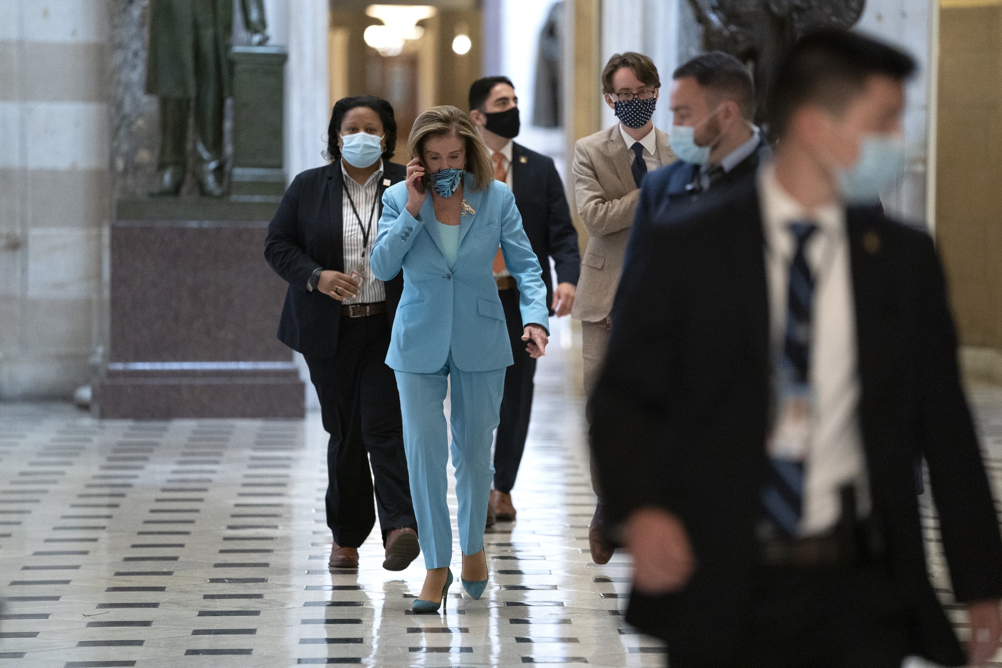 Stimulus Talks Pelosi Says Congress Should Skip Break to Get Deal