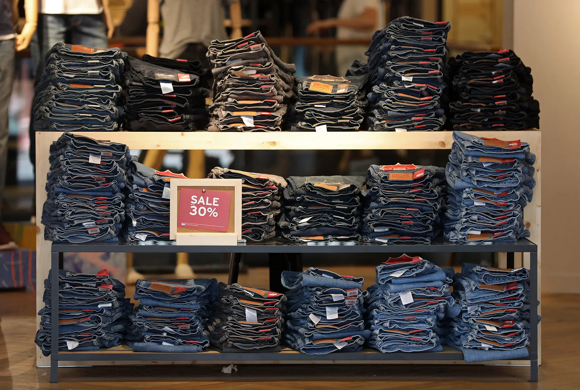 A 2.5 Billion Blue Jeans Fortune Emerges With Levi s IPO Plan Bloomberg