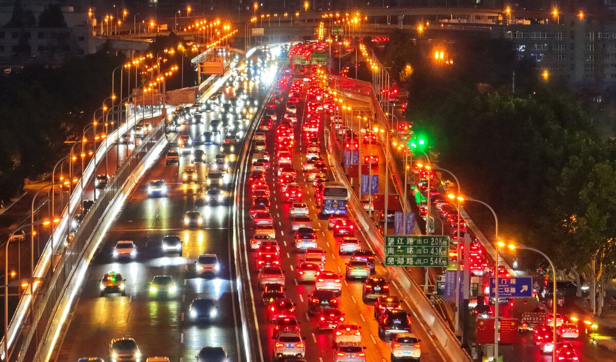 BMW, Mercedes and Volkswagen (BMW, MBG, VOW) EVs Struggle to Compete in ...