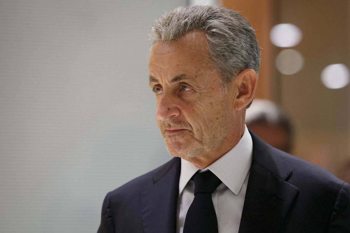 Sarkozy Set to Become France’s First Ever Jailed Ex-President