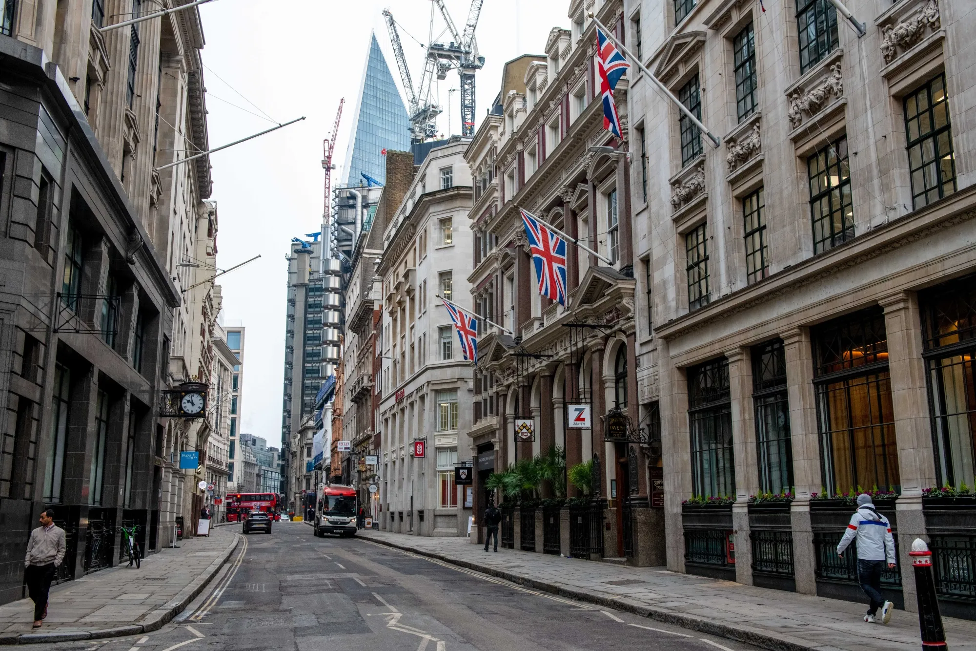 A quiet lunchtime&nbsp;in the City of London on Dec. 13.