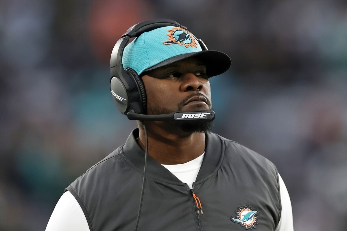 NFL Loses Bid to Arbitrate Ex-Miami Coach's Race-Bias Claims - Bloomberg