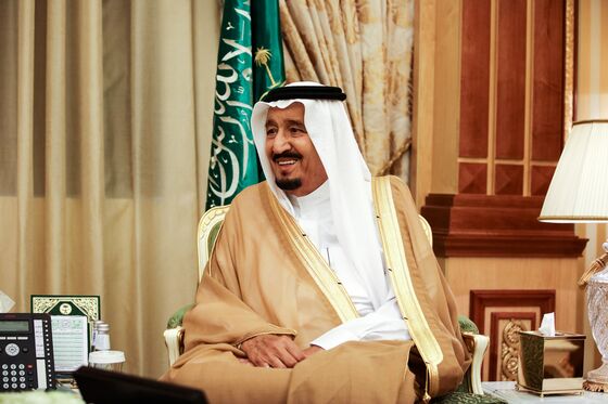 Trump Gets Oil Traders' Attention Over Call With Saudi King