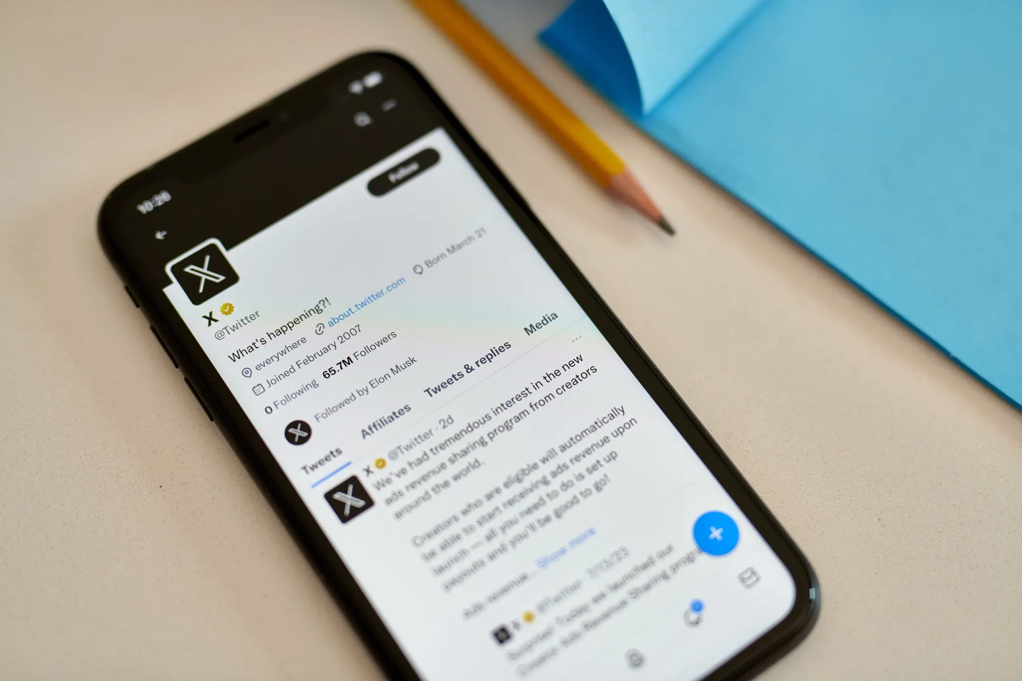 マスク氏、Ｘの「ブロック」機能はなくなると投稿－人気の安全ツール - Bloomberg