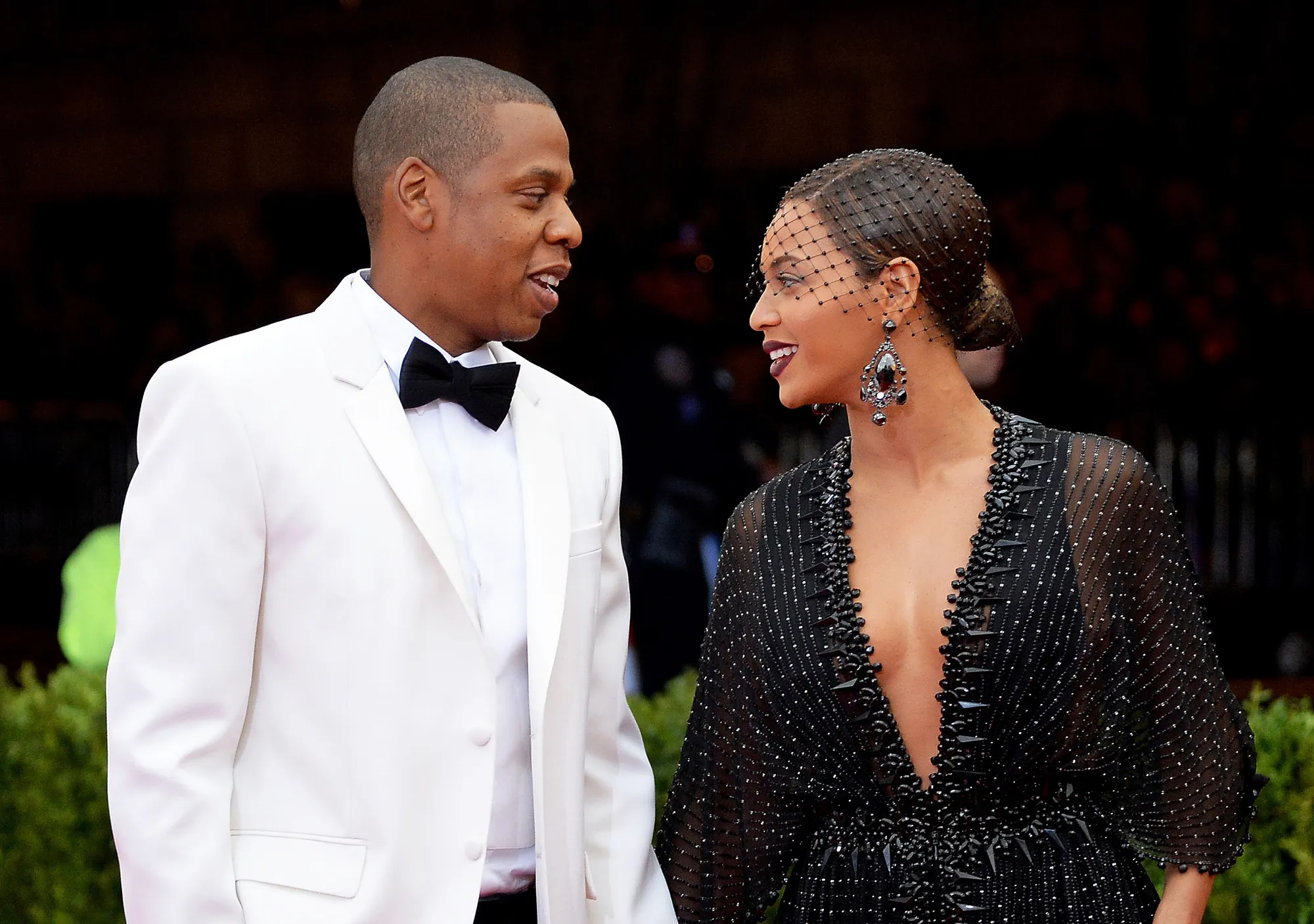 who's worth more jay z or beyonce - Ilustrasi 3