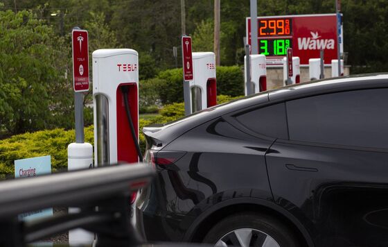 A Dry Pipeline Asks: Who Wants an Electric Car Now?