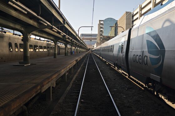 Amtrak’s $2.1 Billion Acela Upgrade May Miss 2021 Planned Start