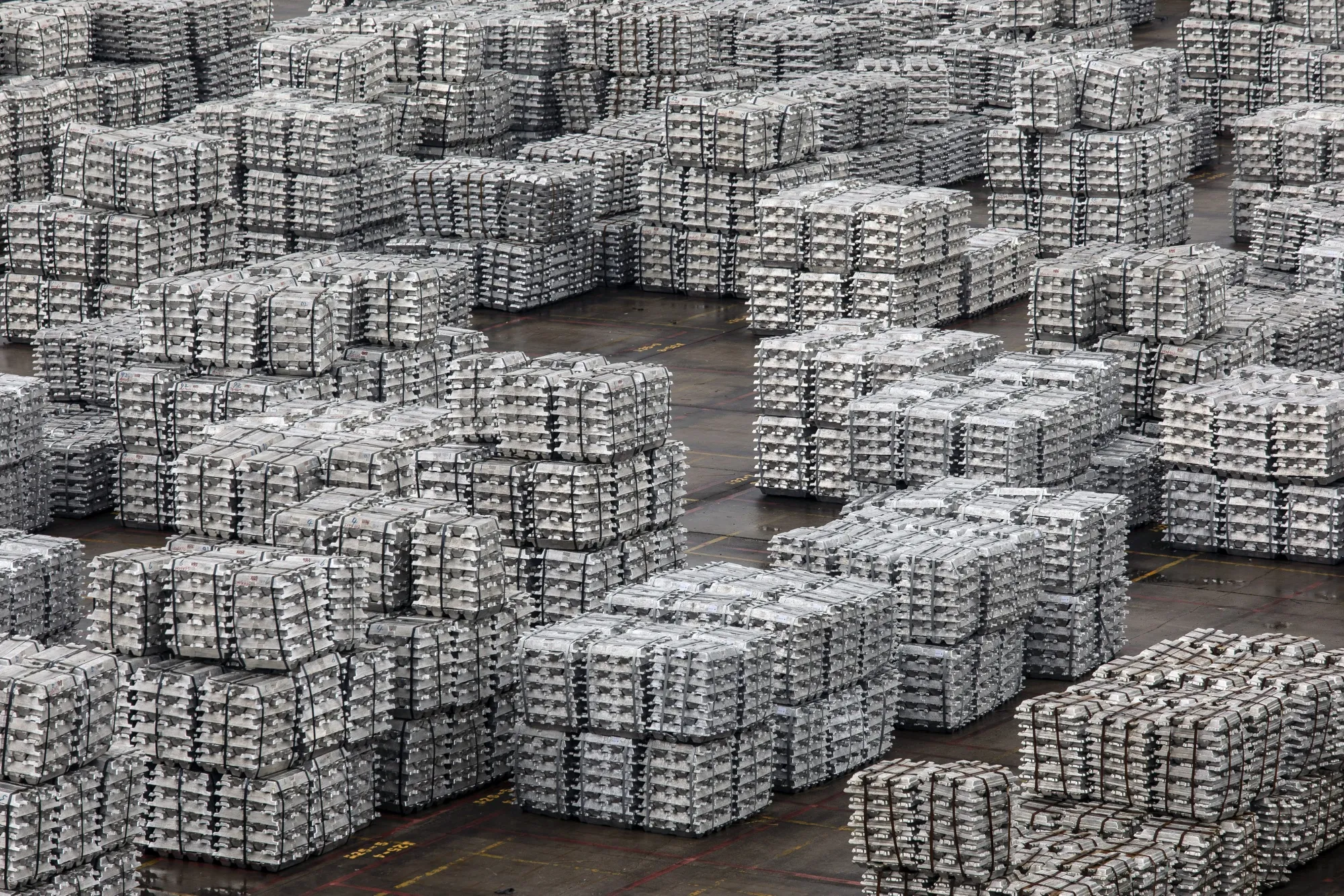 Stacks of aluminum ingots&nbsp;in a stockyard in Wuxi, China.