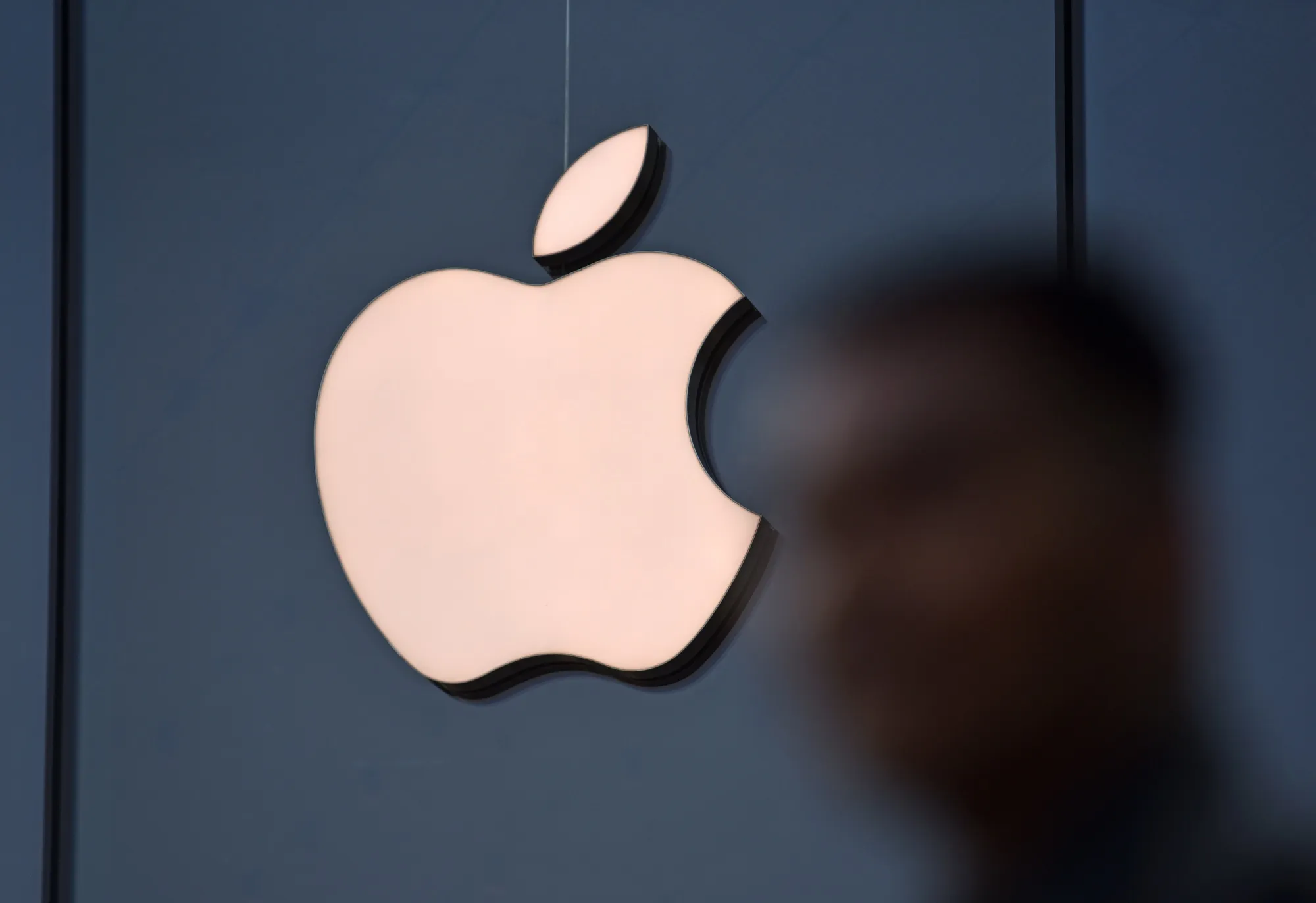 The Apple Inc. logo at the new Apple store in Mumbai, India, on Tuesday, April 18, 2023.&nbsp;Apple Inc. is set to&nbsp;announce&nbsp;its mixed-reality headset at its Worldwide Developers Conference, better known as WWDC, on Monday June 5, 2023.&nbsp;