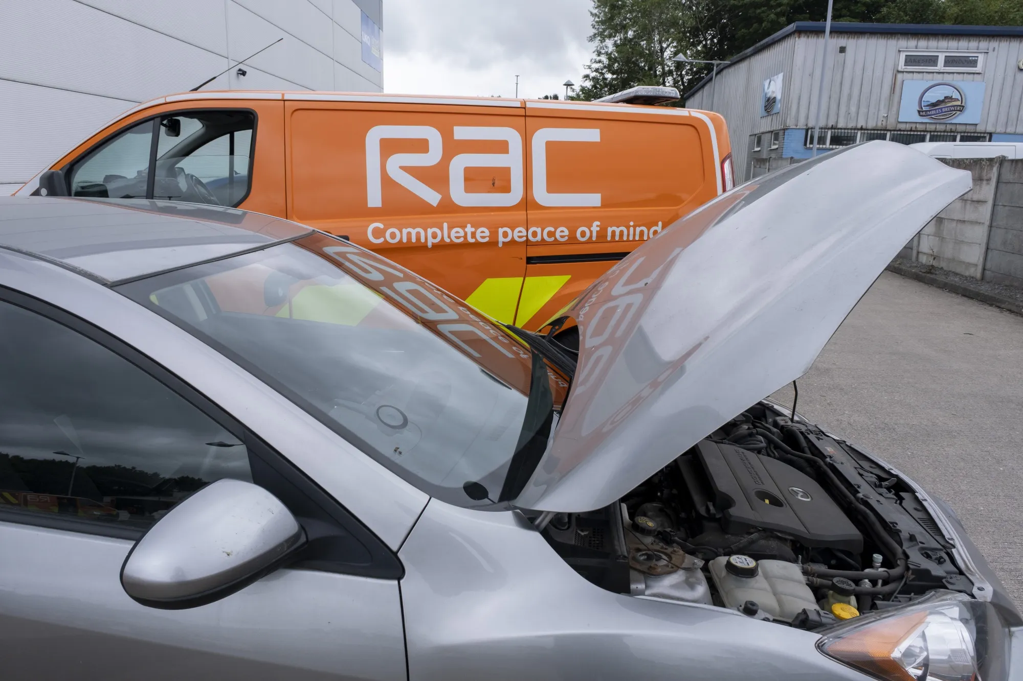 RAC attend to a car&nbsp;in Swansea, Wales, UK.
