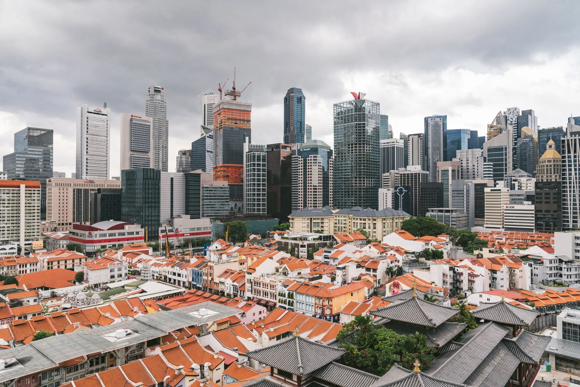 Singapore Boosts Virus Package to 11% of GDP, Tap Reserves 