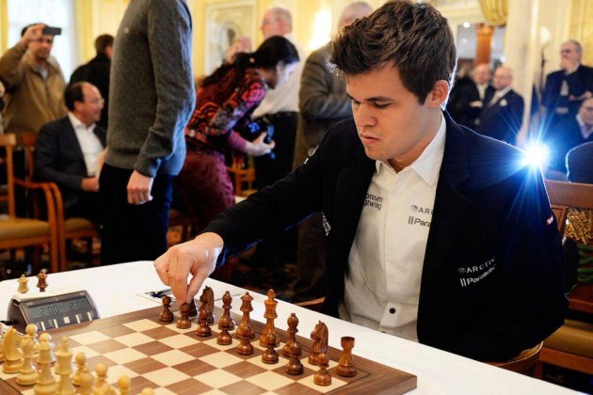 Chess: Garry Kasparov and Magnus Carlsen to meet for first time in 16 years, Magnus Carlsen