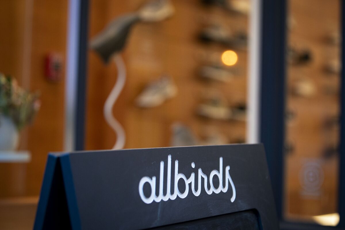 Allbirds' AI Hamlesi, Dot-Com Çılgınlığını Yansıtıyor