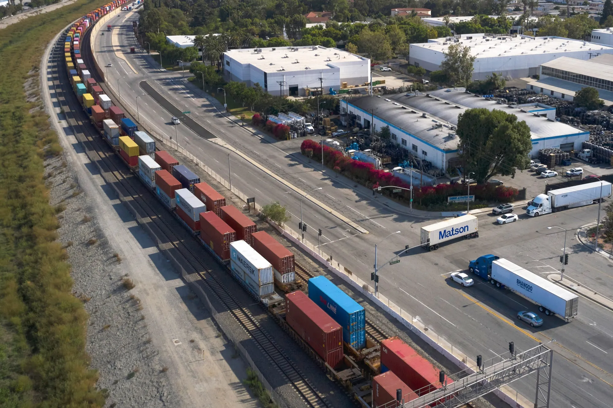 As of Tuesday afternoon, no industry group has filed a legal challenge against the trade levies.&nbsp;