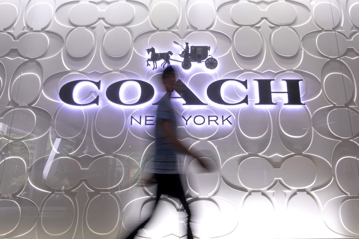 Coach Parent Tapestry (TPR) Sees Opportunity to Raise Prices Bloomberg