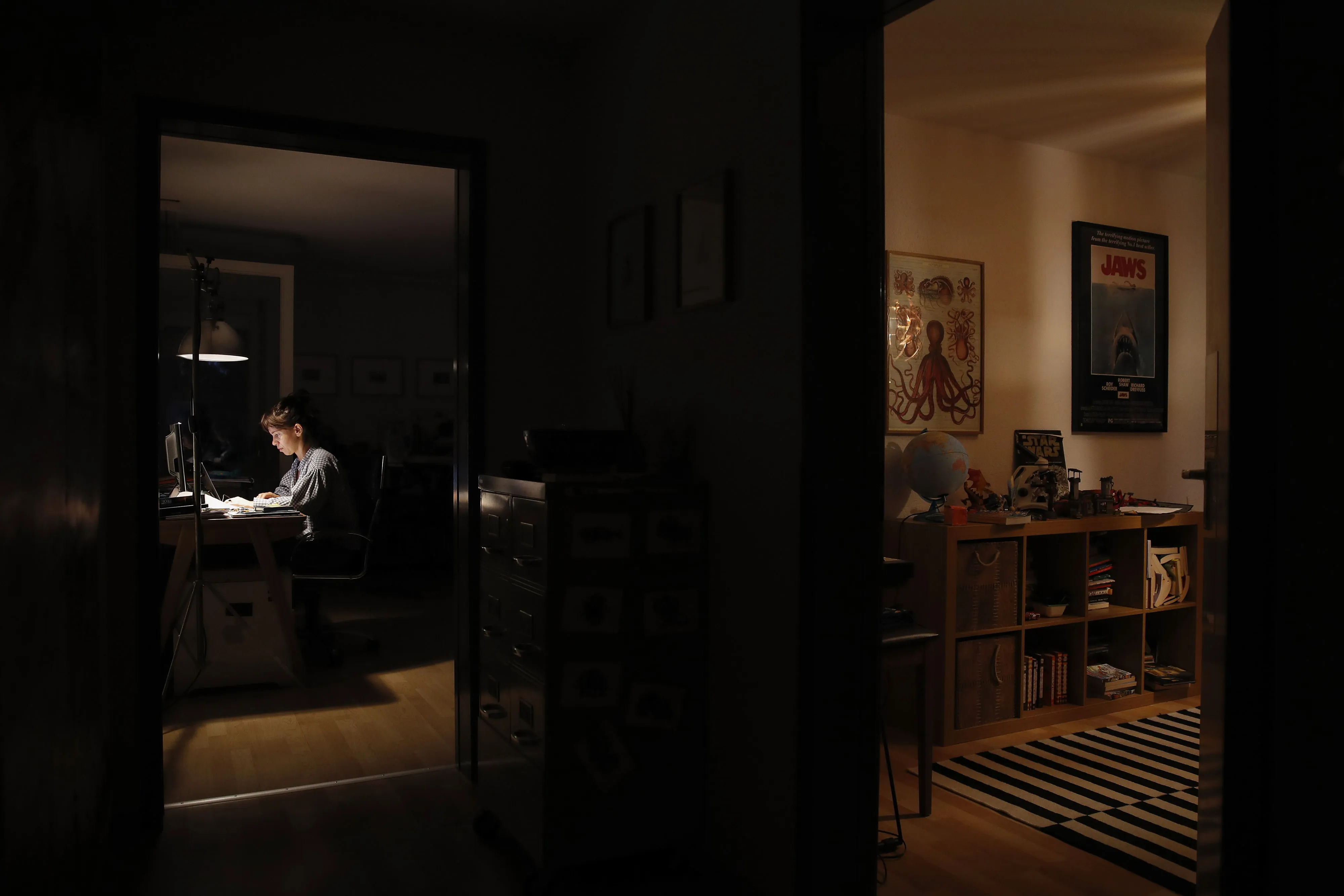 A global survey of 31,000 office workers also found that almost 20% of employees working weekends are checking email before noon&nbsp;on Saturdays and Sundays, while over 5% of employees are active on email again on Sunday evenings.