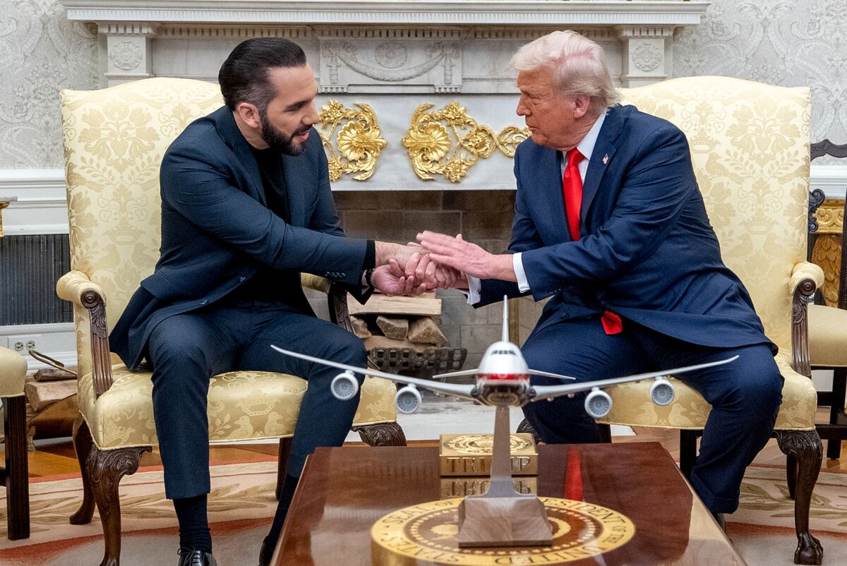 El Salvador Gets Travel Program Perk a Day After Leader Visits Trump
