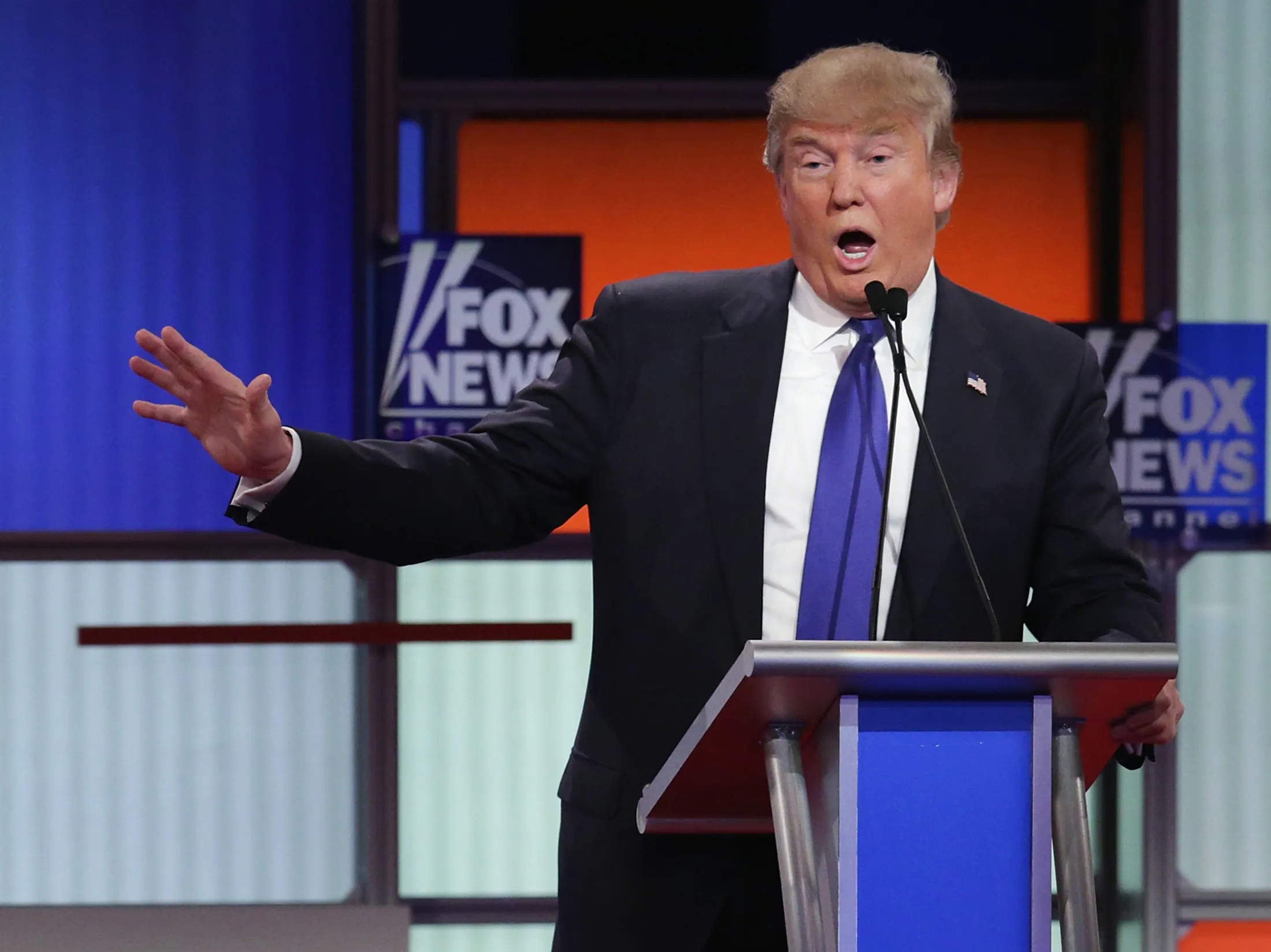 Trump's World Increasingly Shaped by Fox News, and Fox by Trump - Bloomberg