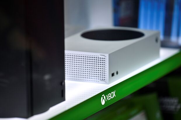 Microsoft Shows New Xbox, Setting Up Holiday 2020 Console Clash - Bloomberg