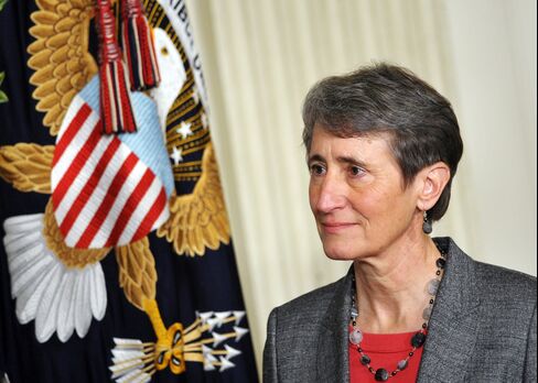 Obama Pick of Jewell Seen Promoting Expanded Energy at Interior