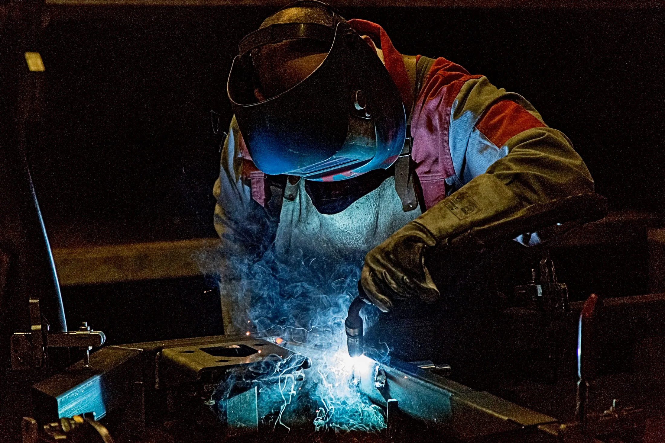 After a lackluster phase, German manufacturers are benefiting from faster growth at home and tailwinds from the euro-area recovery.
