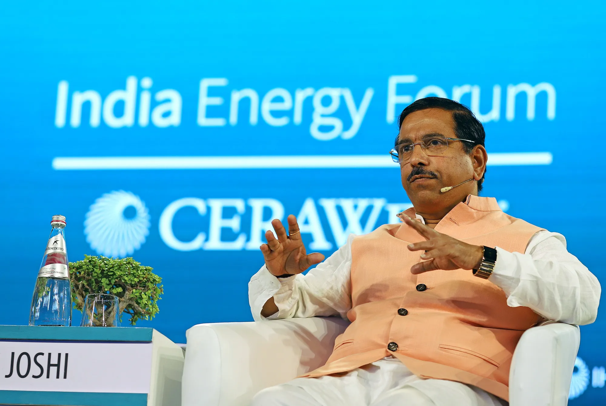 Coal Minister&nbsp;Pralhad Joshi