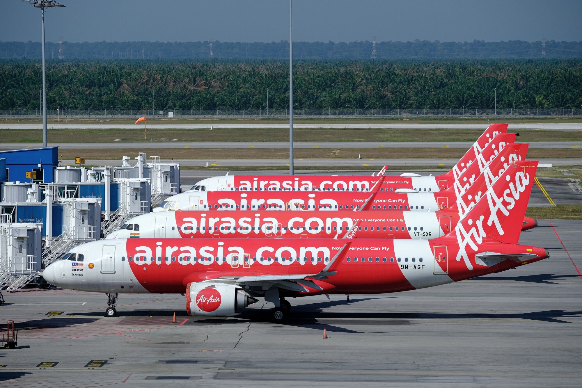 Capital A to Merge Aviation Business Under AirAsia X - Bloomberg