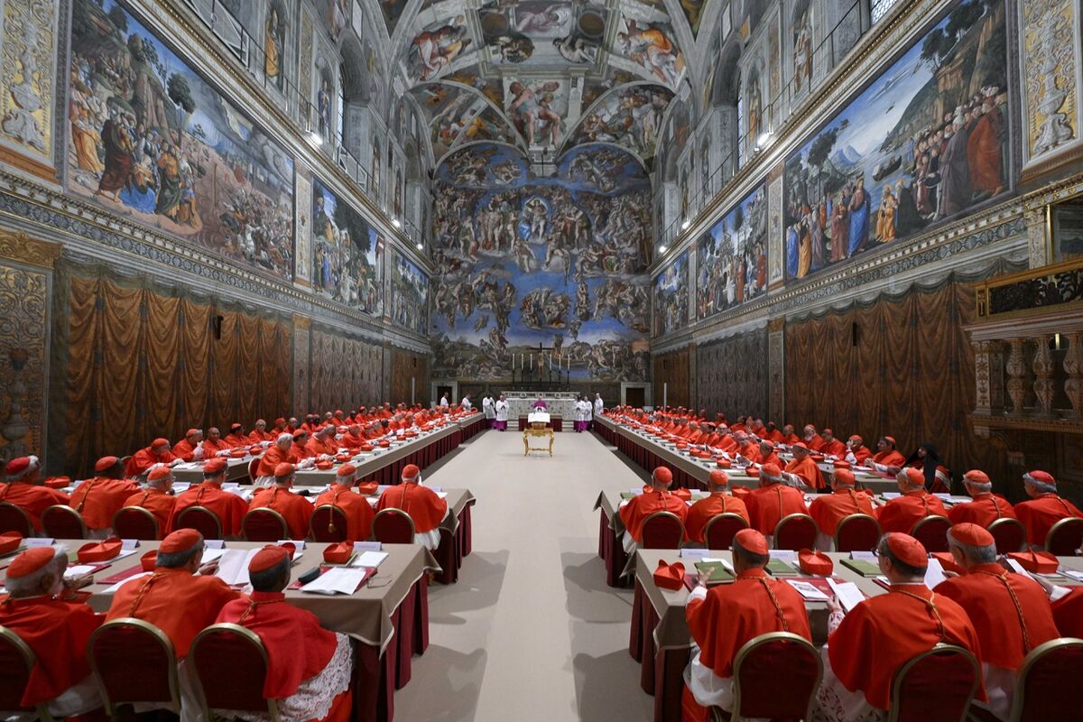 🟪"Riunione Inconcludente: I Cardinali non Trovano un Nuovo Papa nel Voto di Mercoledì"