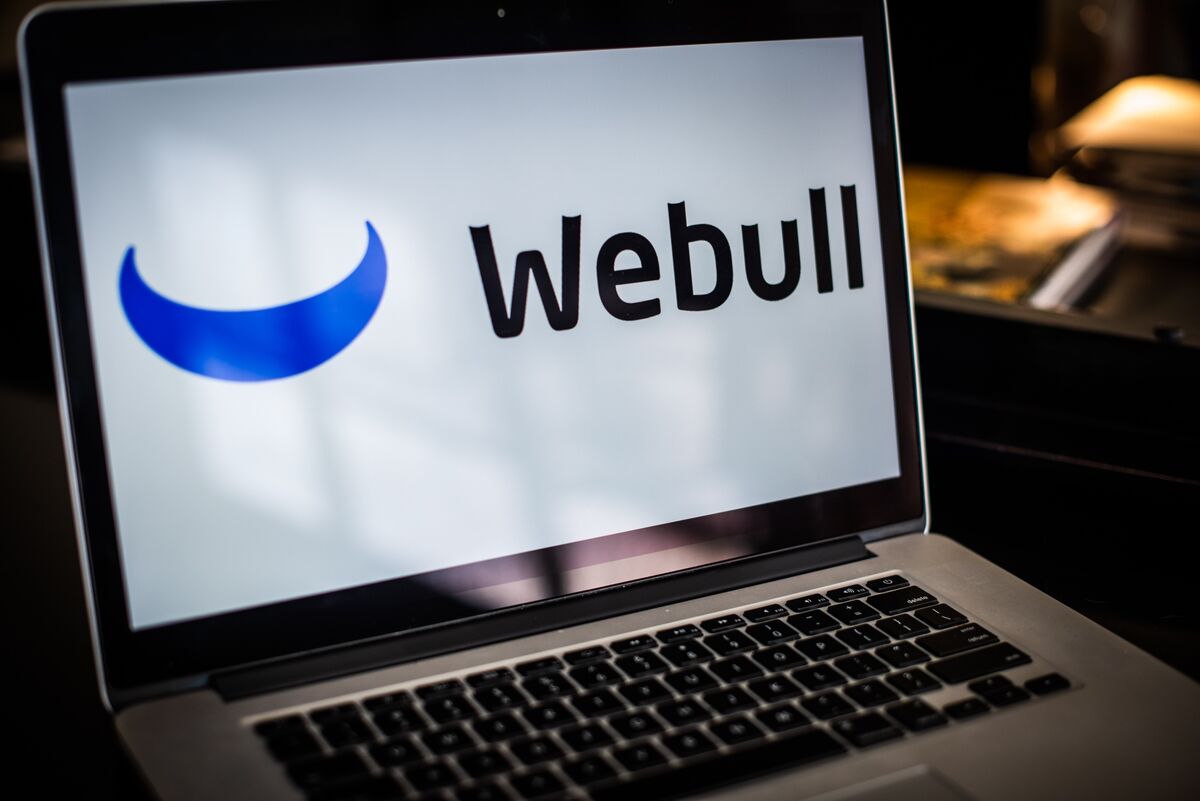 Webull Founder’s Wealth Tops $5 Billion as SPACs Make a Comeback