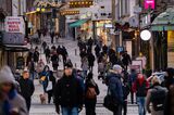 Sweden Defies Forecasts With Biggest GDP Gain in Four Months