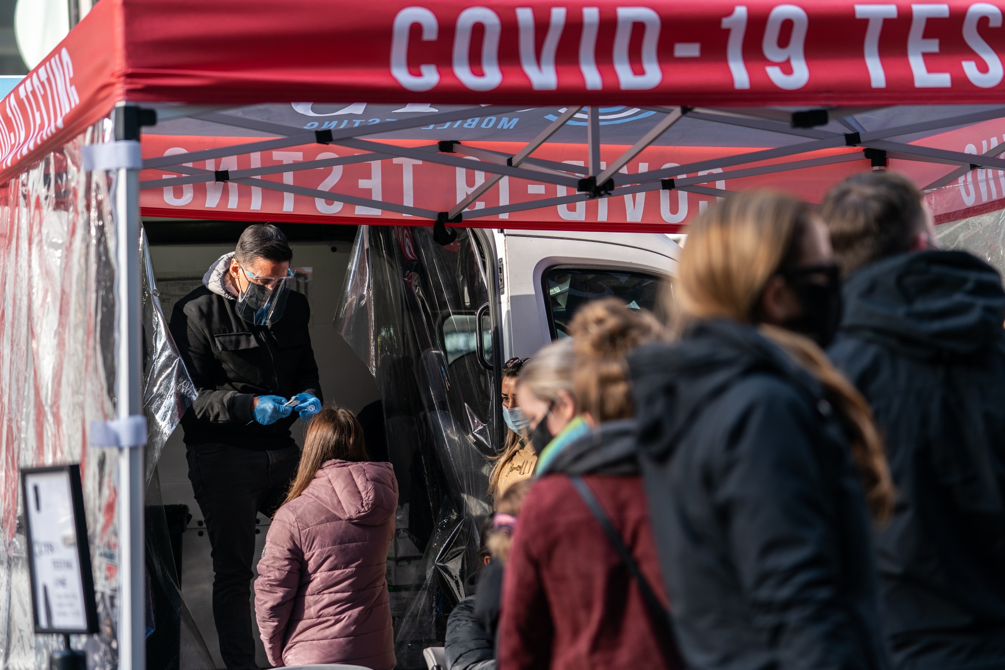 Covid 19 Pandemic Live Updates And News For Dec 18 2021 Bloomberg