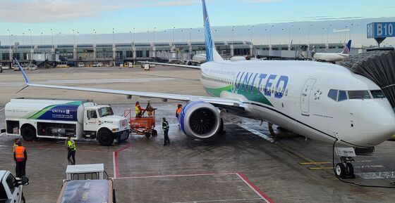 United Air Plans D.C. Flight on Greener Fuel to Nudge Lawmakers