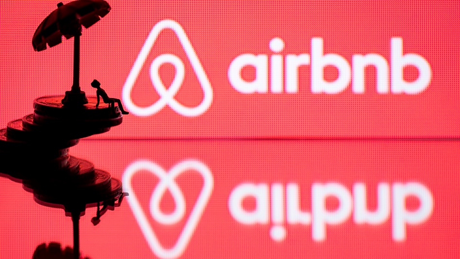 Watch Airbnb CEO Chesky On Travel Demand, Crypto - Bloomberg