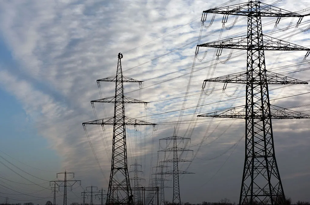 Power grids should be transcontinental.
